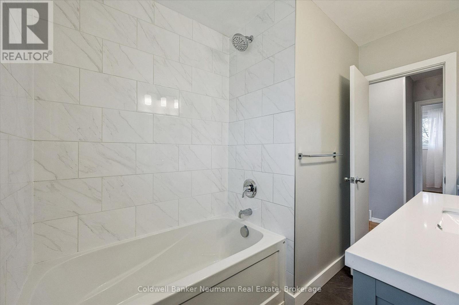 32 Sleeman Avenue, Guelph, Ontario  N1H 6E9 - Photo 20 - X12952908