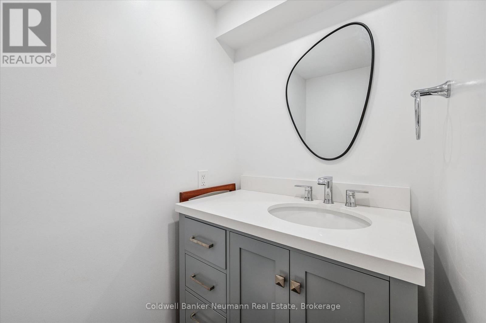 32 Sleeman Avenue, Guelph, Ontario  N1H 6E9 - Photo 24 - X12952908