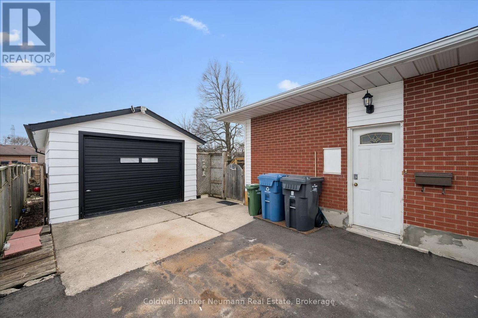 32 Sleeman Avenue, Guelph, Ontario  N1H 6E9 - Photo 31 - X12952908