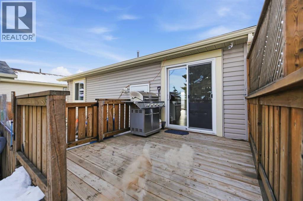 24 Huntstrom Road NE, Calgary, Alberta  T2K 5W3 - Photo 17 - A2297219