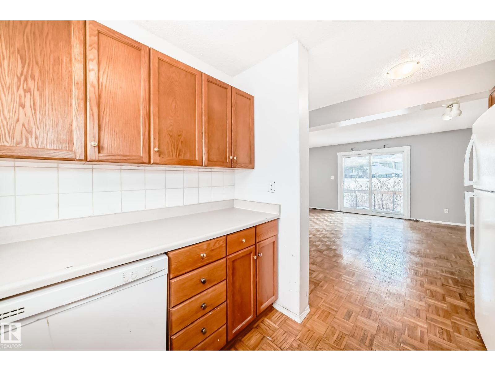 8217 182 St Nw Nw, Edmonton, Alberta  T5T 1L2 - Photo 9 - E4480346