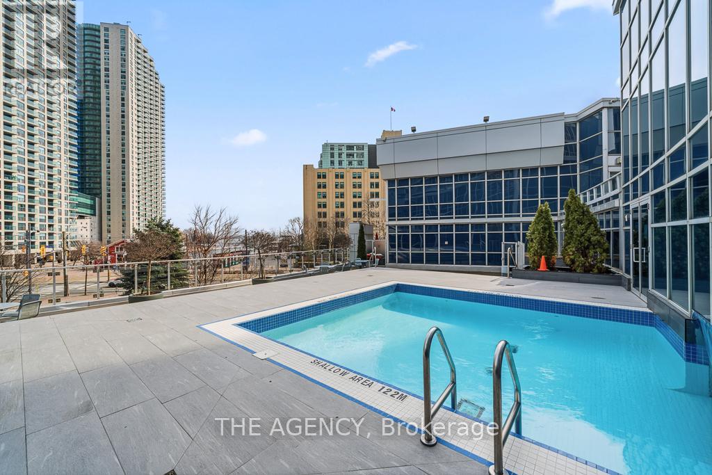 2103 - 218 Queens Quay Boulevard W, Toronto, Ontario  M5J 2Y6 - Photo 30 - C12952806