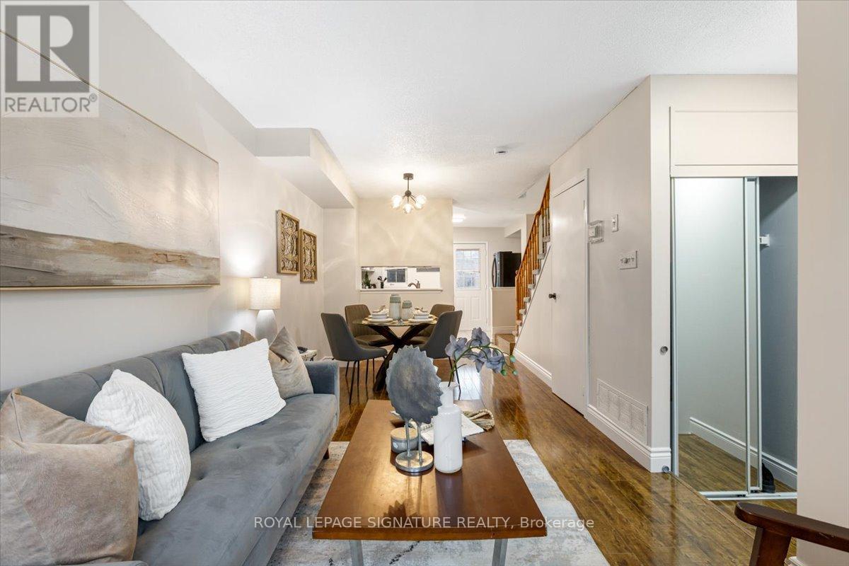 90 - 2 Hedge End Road, Toronto, Ontario  M1B 5Z8 - Photo 4 - E12952838