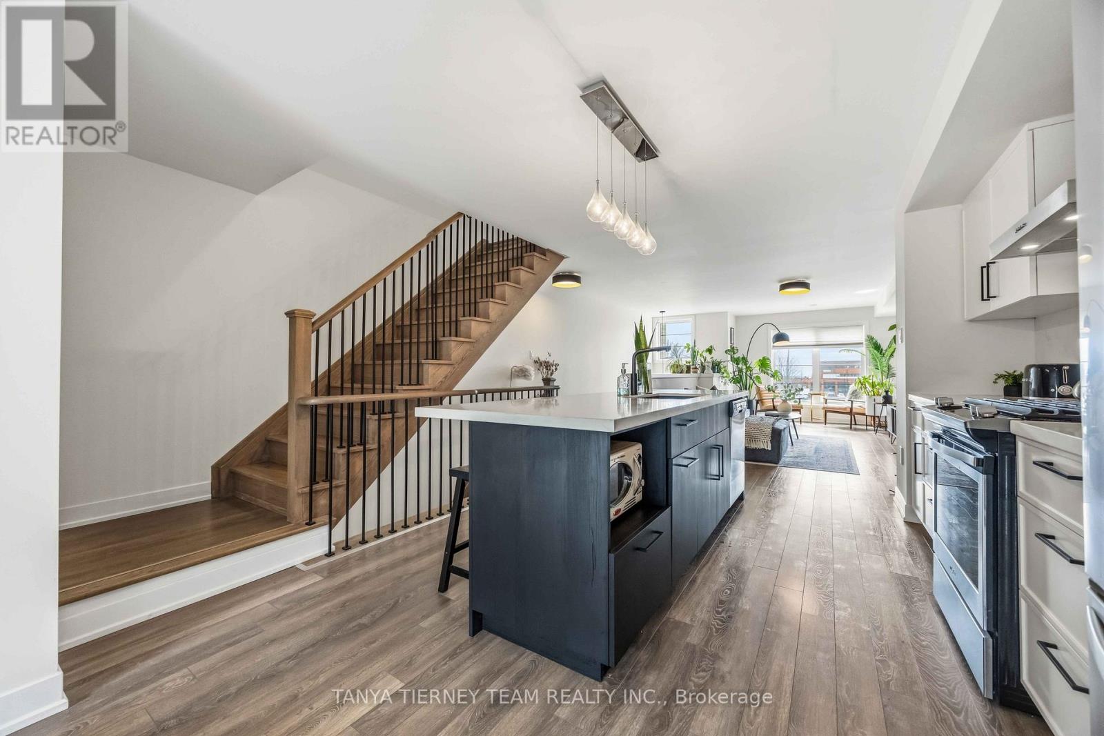 34 Shawfield Way, Whitby, Ontario  L1R 0N8 - Photo 17 - E12952878