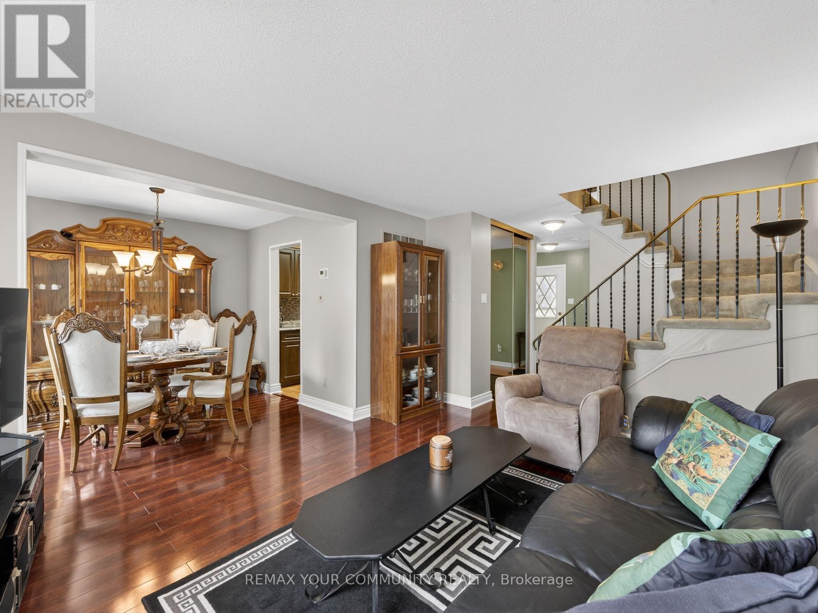 77 Oakhaven Drive, Toronto, Ontario  M1V 1X8 - Photo 14 - E12952916