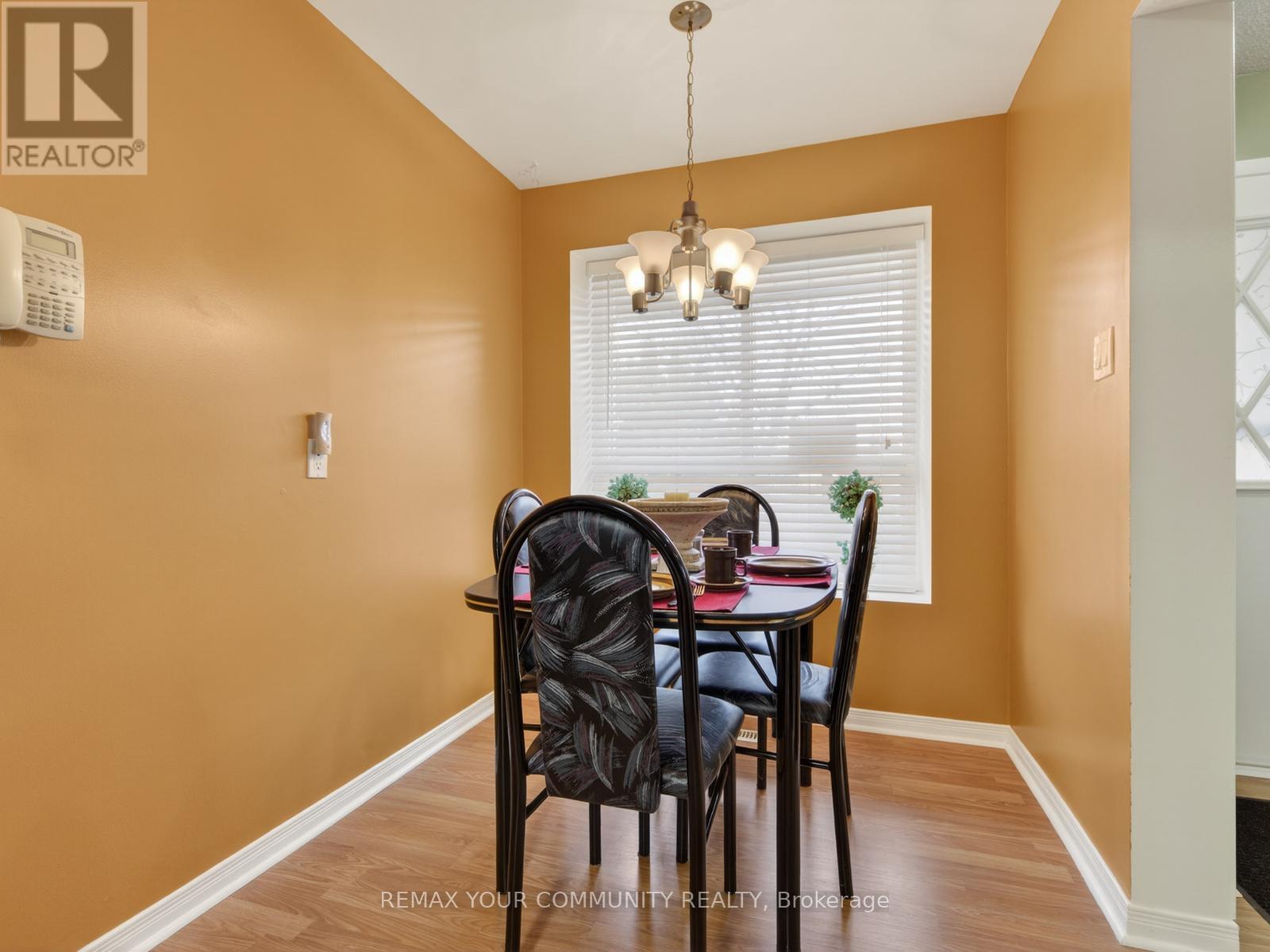 77 Oakhaven Drive, Toronto, Ontario  M1V 1X8 - Photo 6 - E12952916