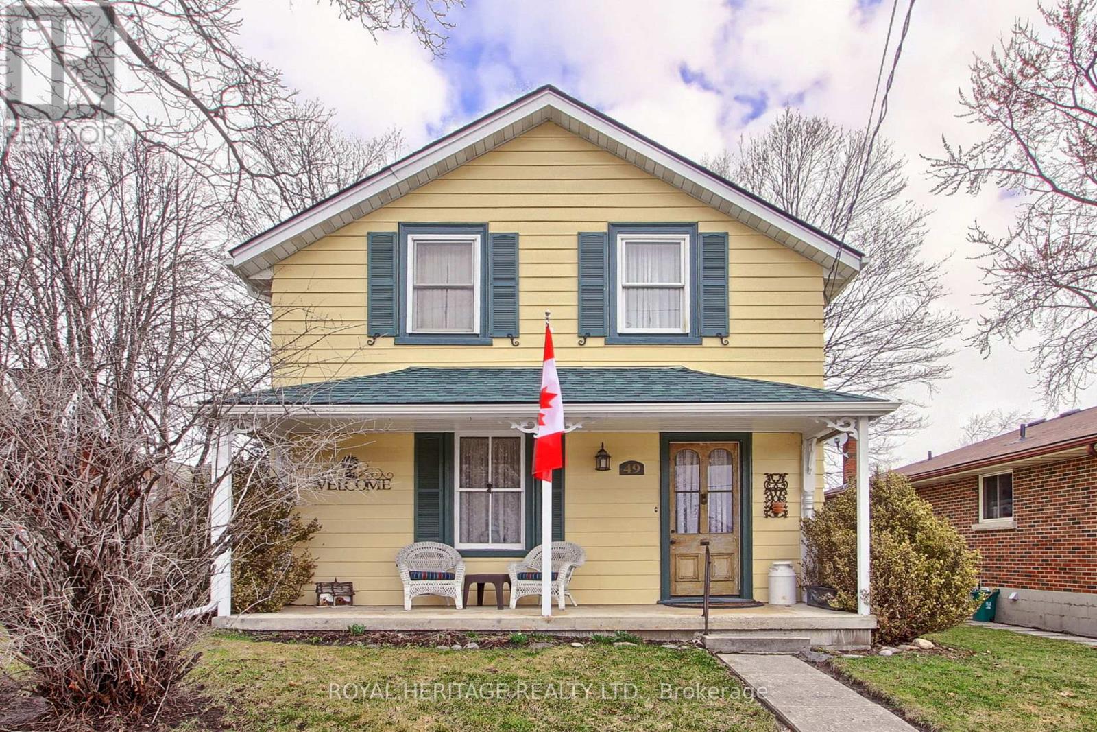 49 John Street E, Bradford West Gwillimbury, Ontario  L3Z 1G3 - Photo 1 - N12952830