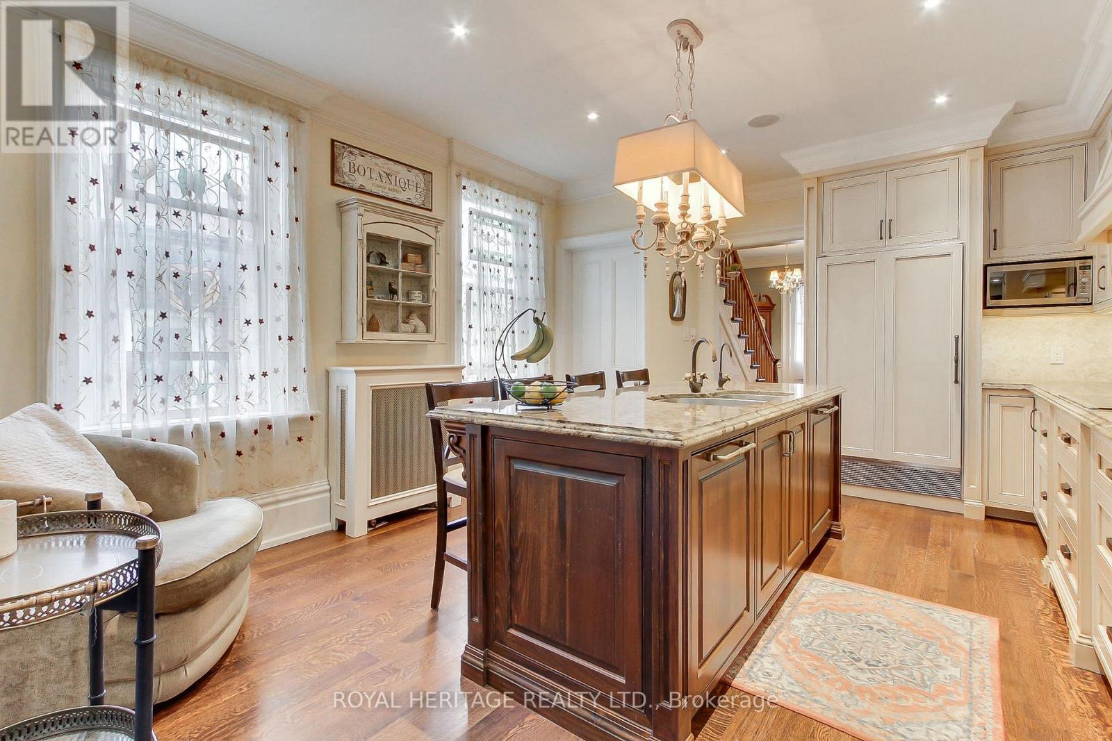 49 John Street E, Bradford West Gwillimbury, Ontario  L3Z 1G3 - Photo 14 - N12952830