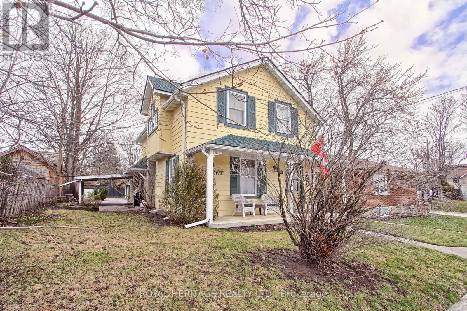 49 John Street E, Bradford West Gwillimbury, Ontario  L3Z 1G3 - Photo 3 - N12952830