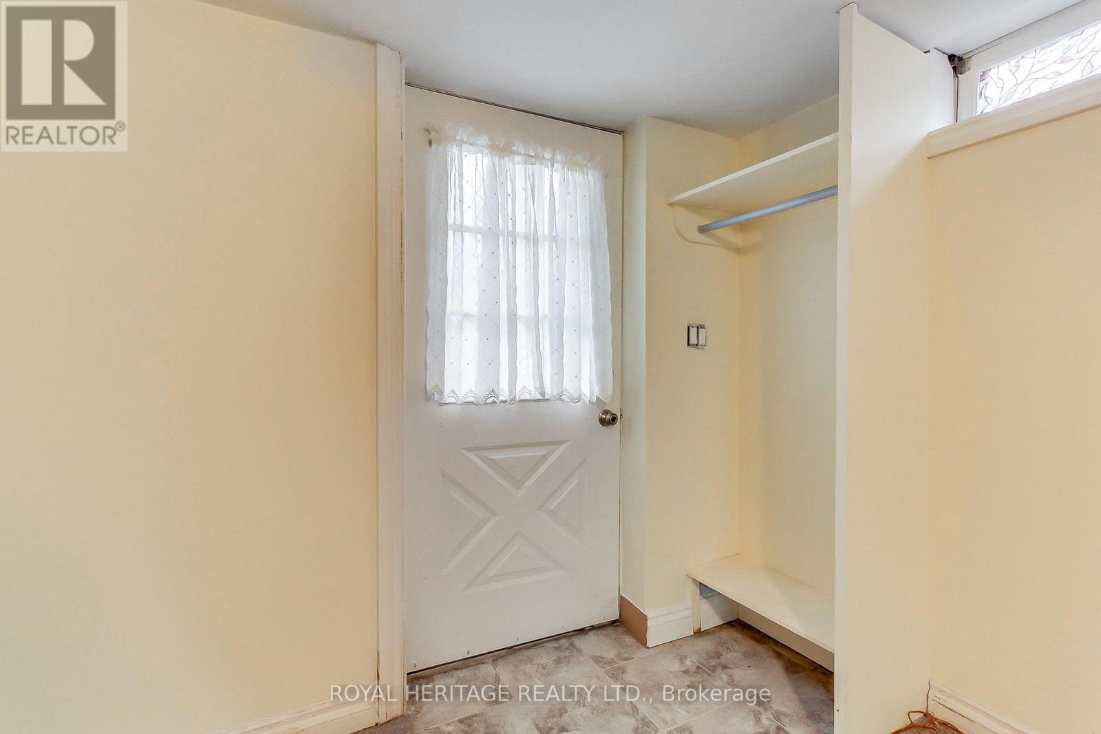 49 John Street E, Bradford West Gwillimbury, Ontario  L3Z 1G3 - Photo 34 - N12952830