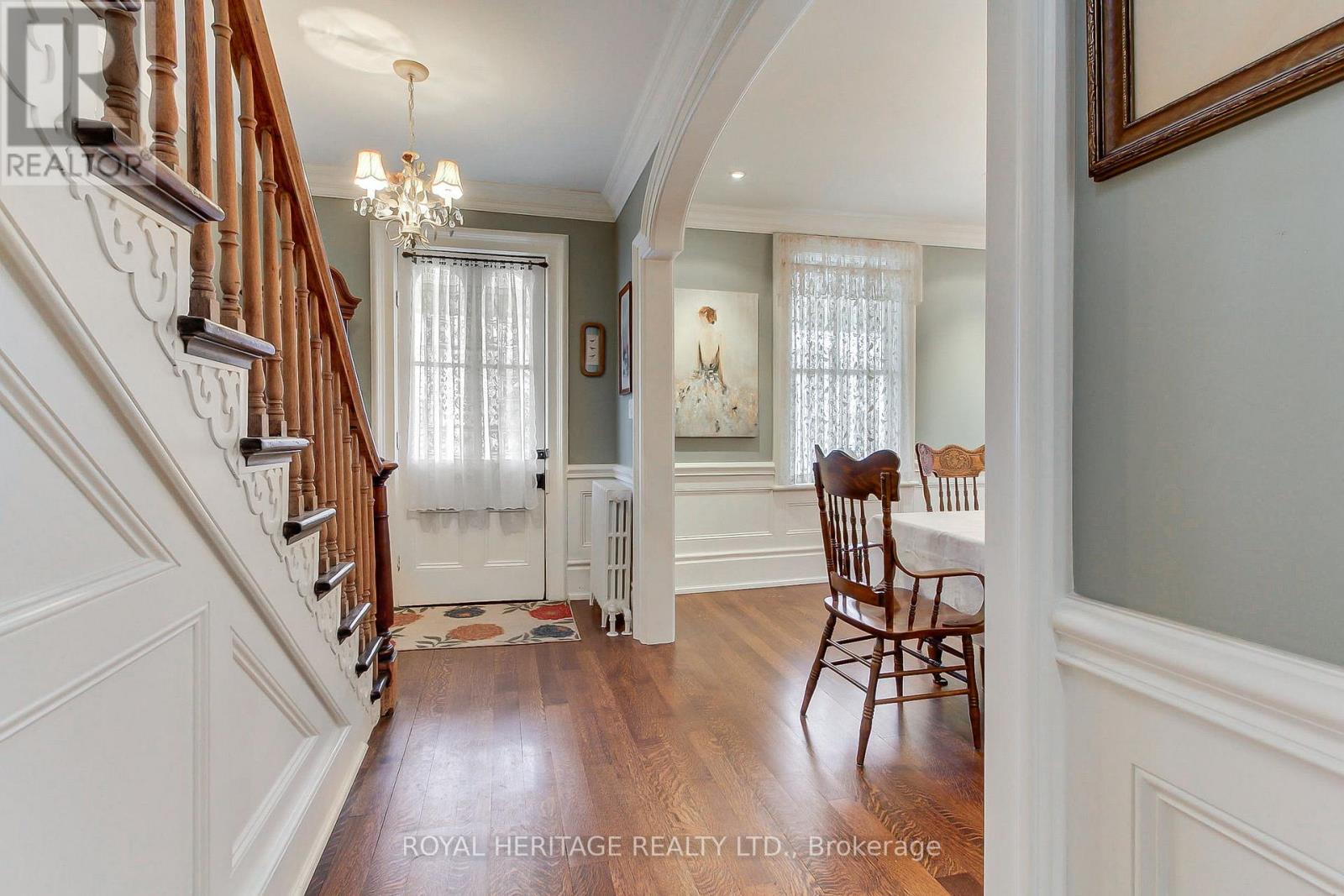 49 John Street E, Bradford West Gwillimbury, Ontario  L3Z 1G3 - Photo 6 - N12952830