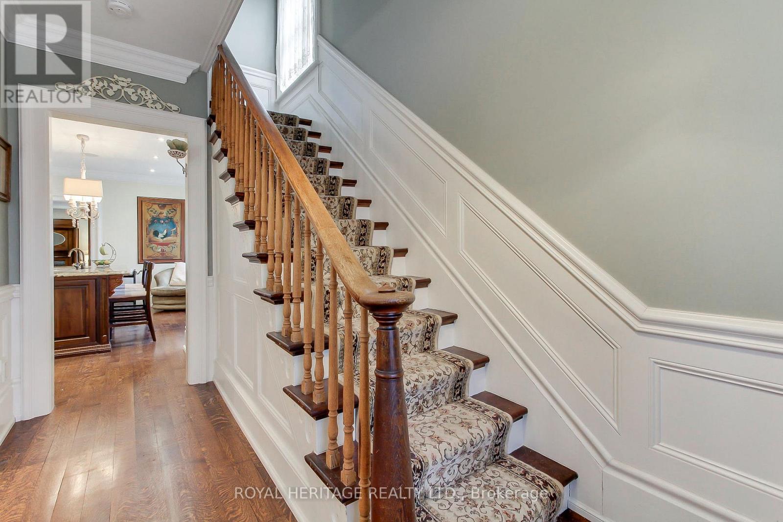 49 John Street E, Bradford West Gwillimbury, Ontario  L3Z 1G3 - Photo 7 - N12952830