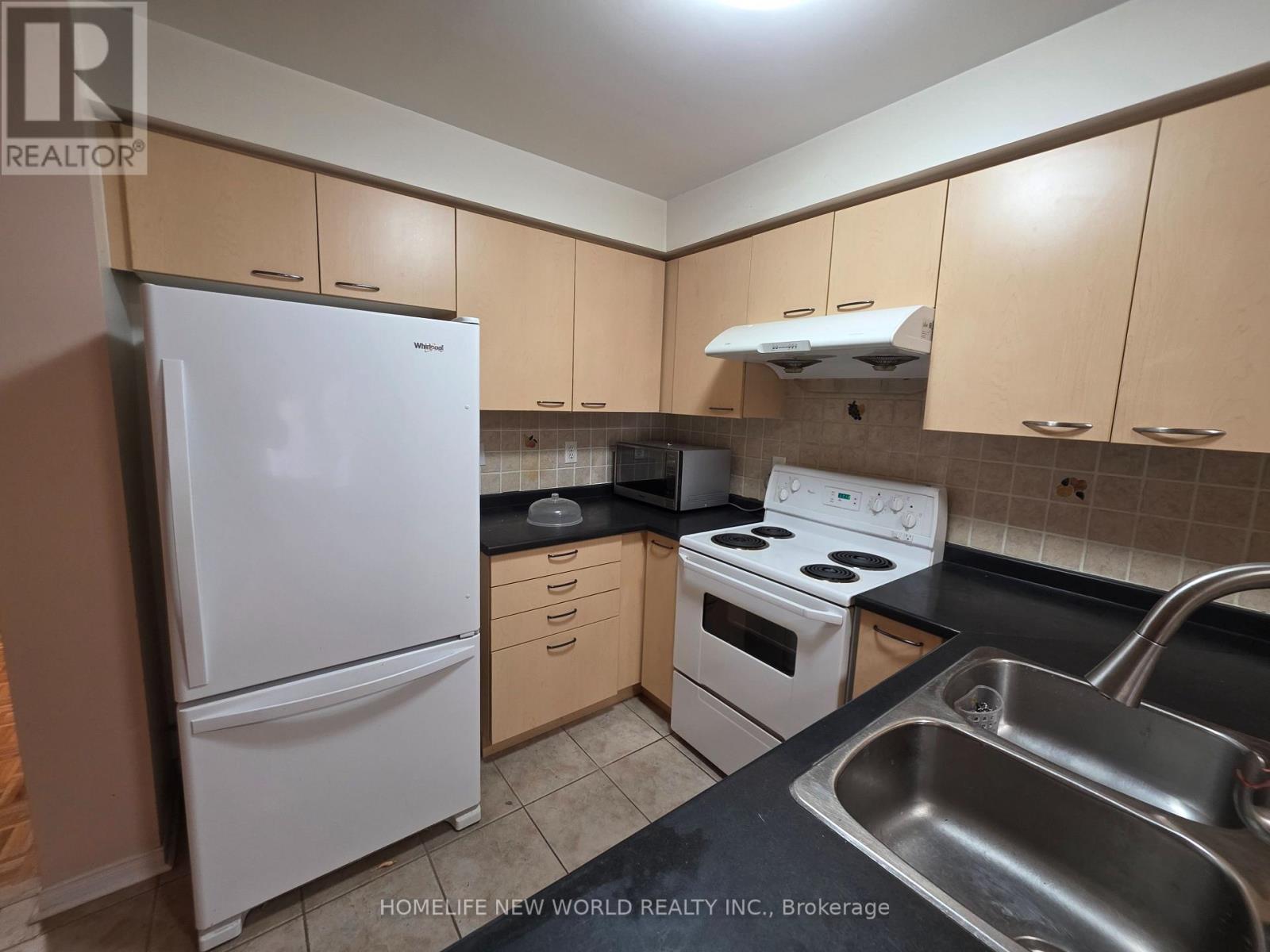 357 Bur Oak Avenue, Markham, Ontario  L6C 2V2 - Photo 13 - N12952848