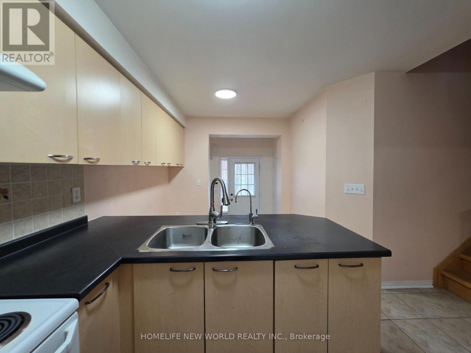 357 Bur Oak Avenue, Markham, Ontario  L6C 2V2 - Photo 14 - N12952848