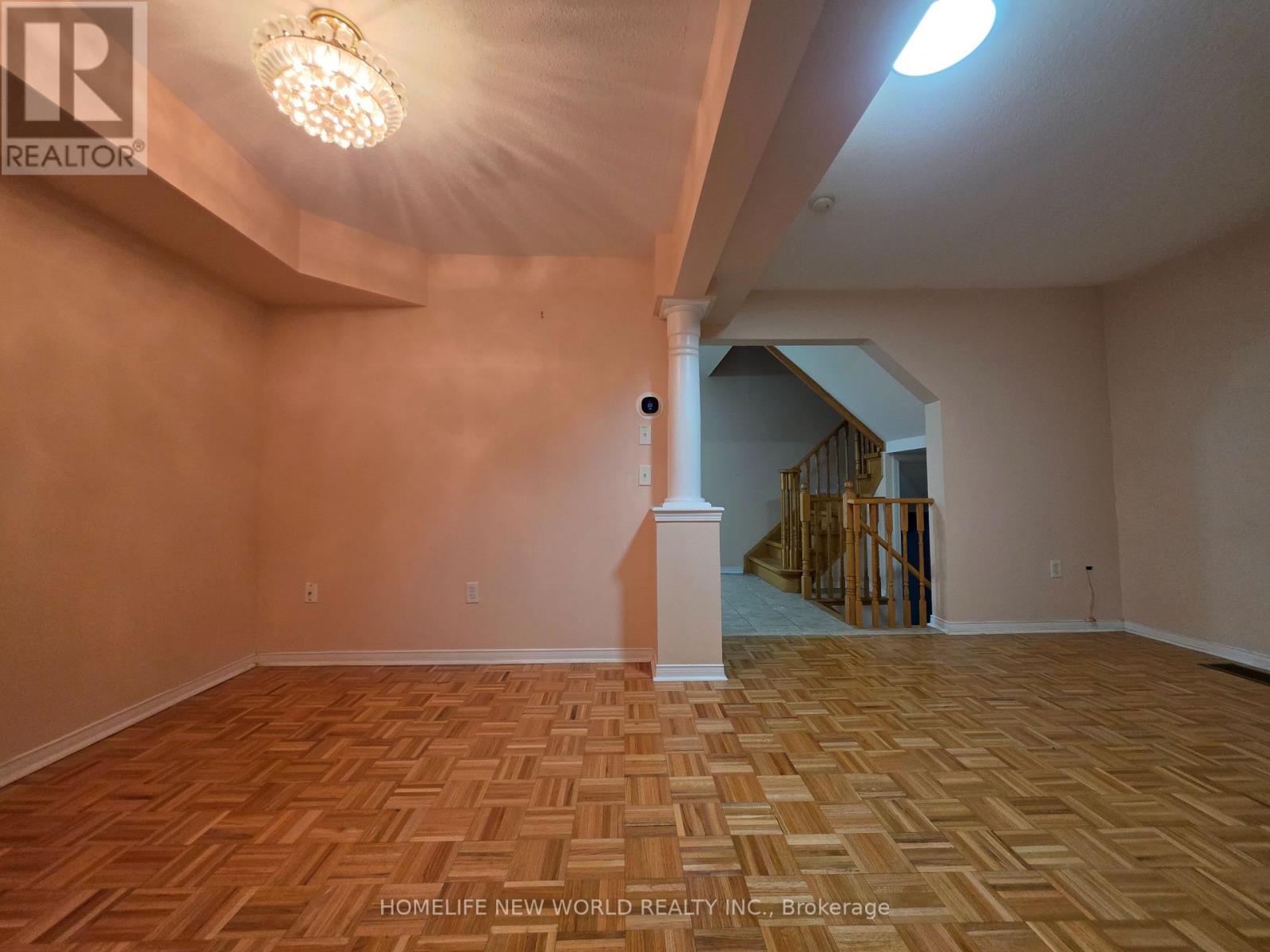 357 Bur Oak Avenue, Markham, Ontario  L6C 2V2 - Photo 6 - N12952848