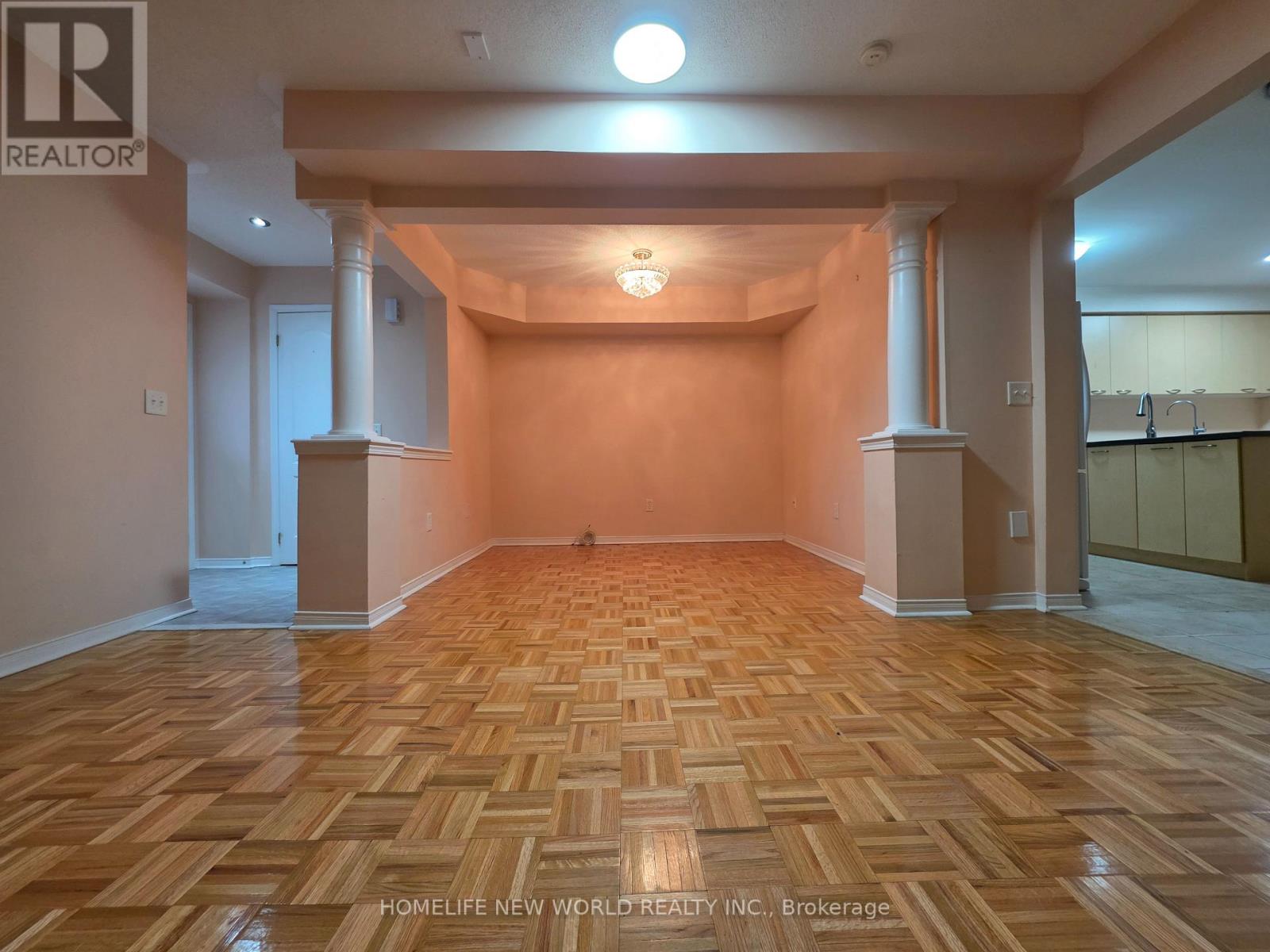 357 Bur Oak Avenue, Markham, Ontario  L6C 2V2 - Photo 8 - N12952848