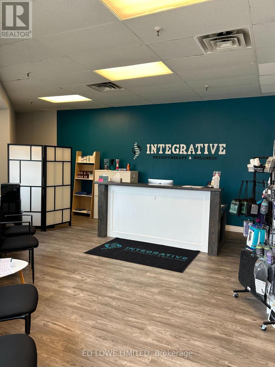 1 - 250 Bayview Drive, Barrie, Ontario  L4N 4Y8 - Photo 2 - S12952842