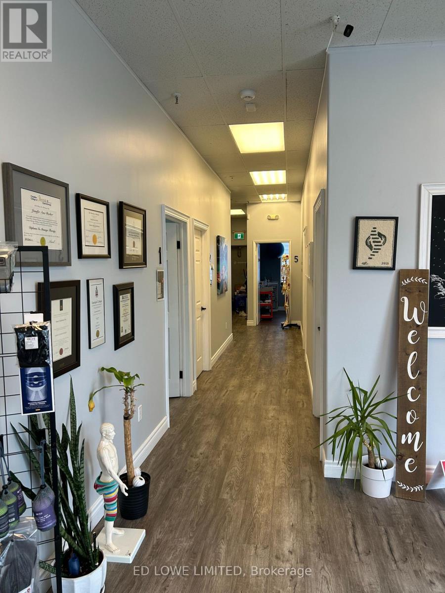 1 - 250 Bayview Drive, Barrie, Ontario  L4N 4Y8 - Photo 3 - S12952842