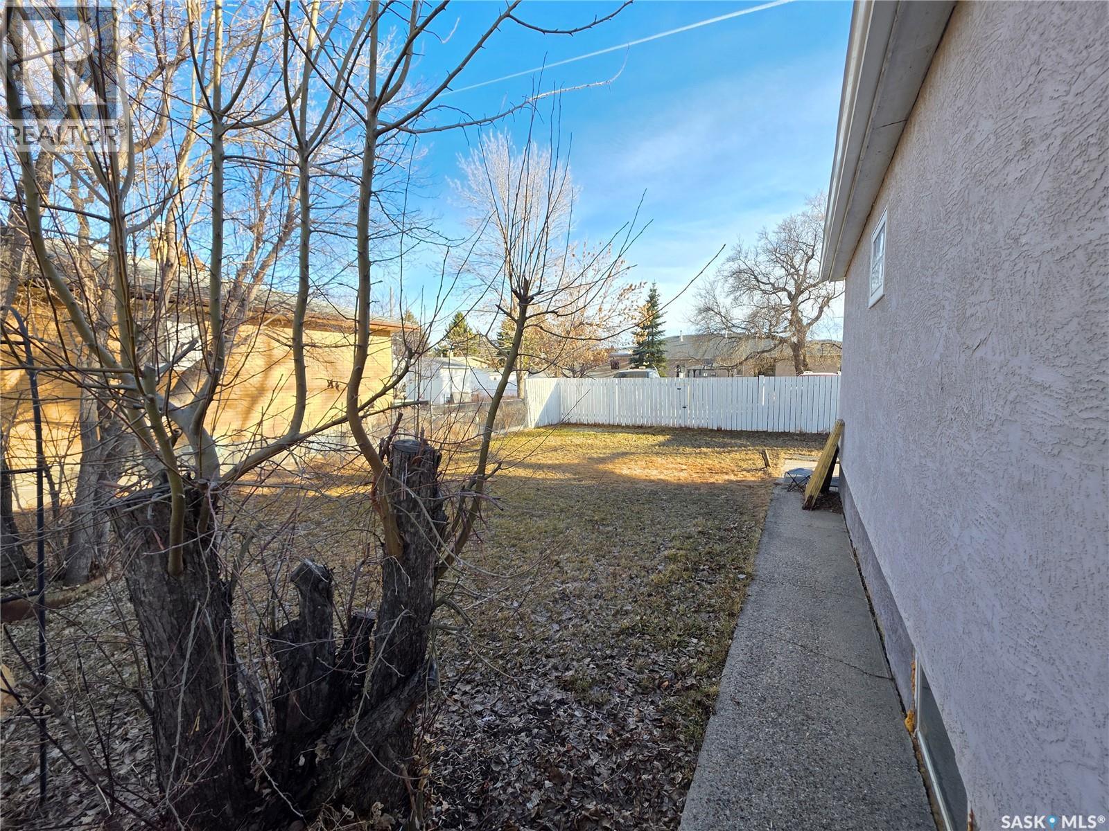 1428 Winnie Street, Swift Current, Saskatchewan  S9H 1R3 - Photo 25 - SK030932