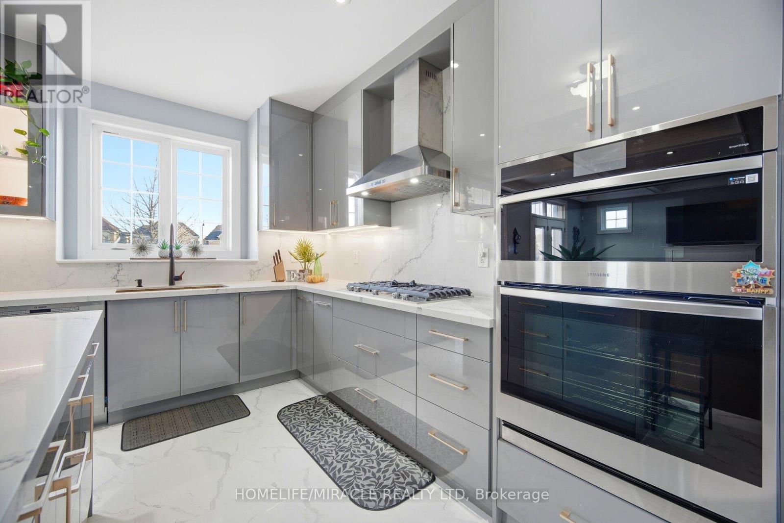 162 Coastline Drive, Brampton, Ontario  L6Y 0S2 - Photo 14 - W12952822