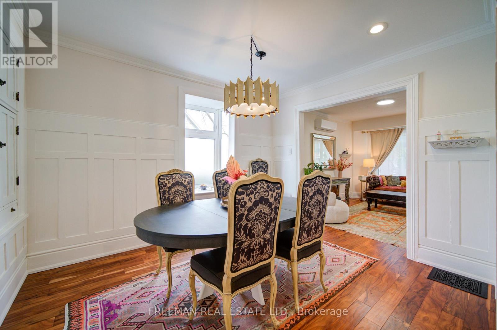 302 Evelyn Avenue, Toronto, Ontario  M6P 2Z9 - Photo 14 - W12952840