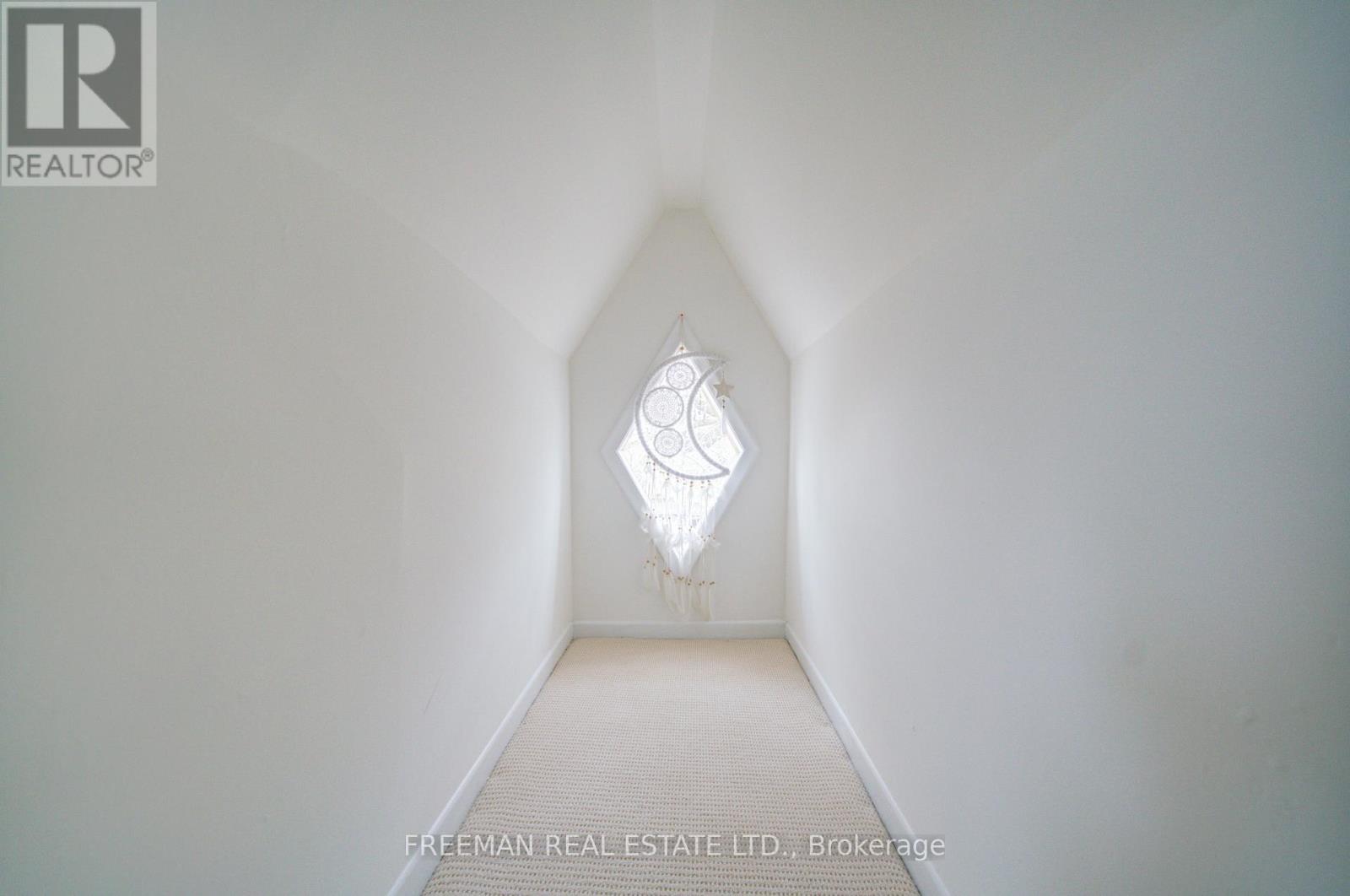 302 Evelyn Avenue, Toronto, Ontario  M6P 2Z9 - Photo 22 - W12952840