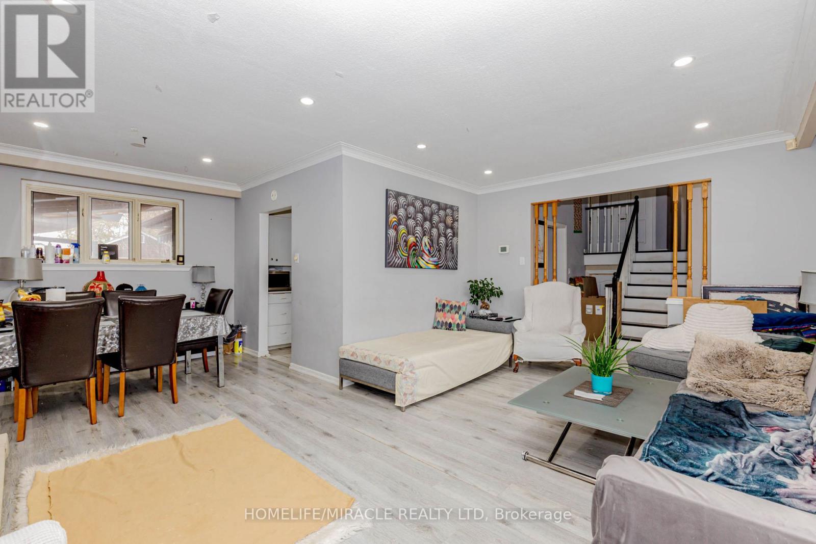 2463 Applewood Drive, Oakville, Ontario  L6L 1V7 - Photo 15 - W12952864