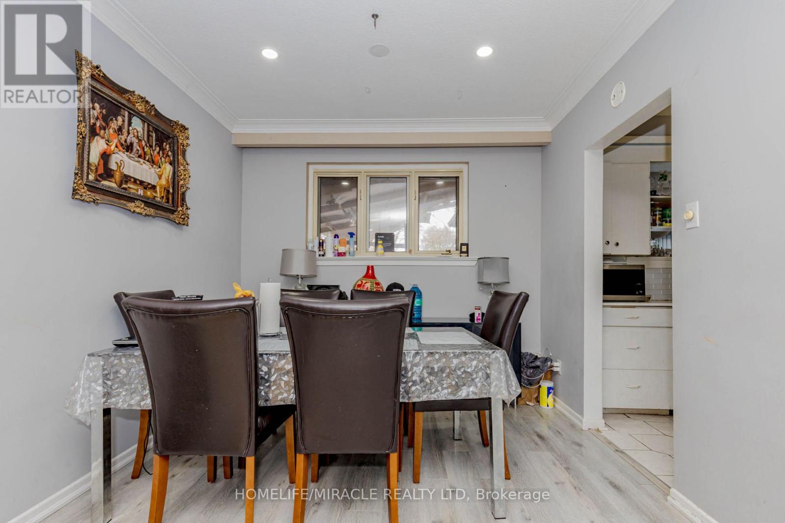 2463 Applewood Drive, Oakville, Ontario  L6L 1V7 - Photo 16 - W12952864