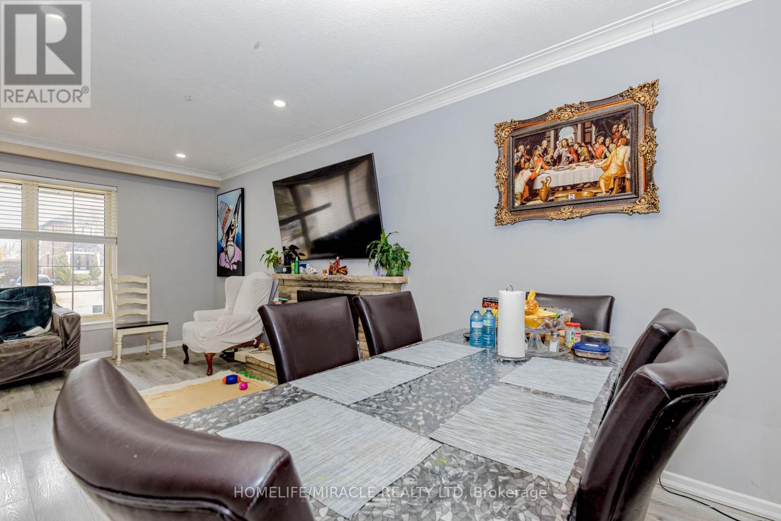 2463 Applewood Drive, Oakville, Ontario  L6L 1V7 - Photo 18 - W12952864