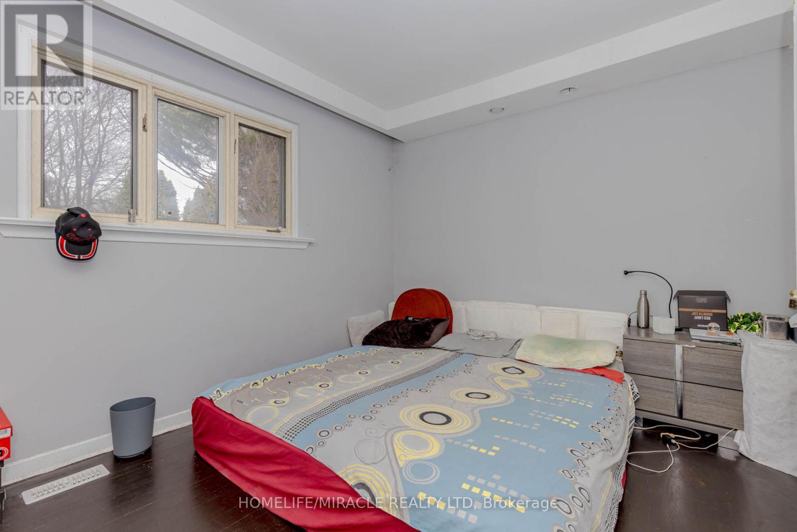 2463 Applewood Drive, Oakville, Ontario  L6L 1V7 - Photo 22 - W12952864