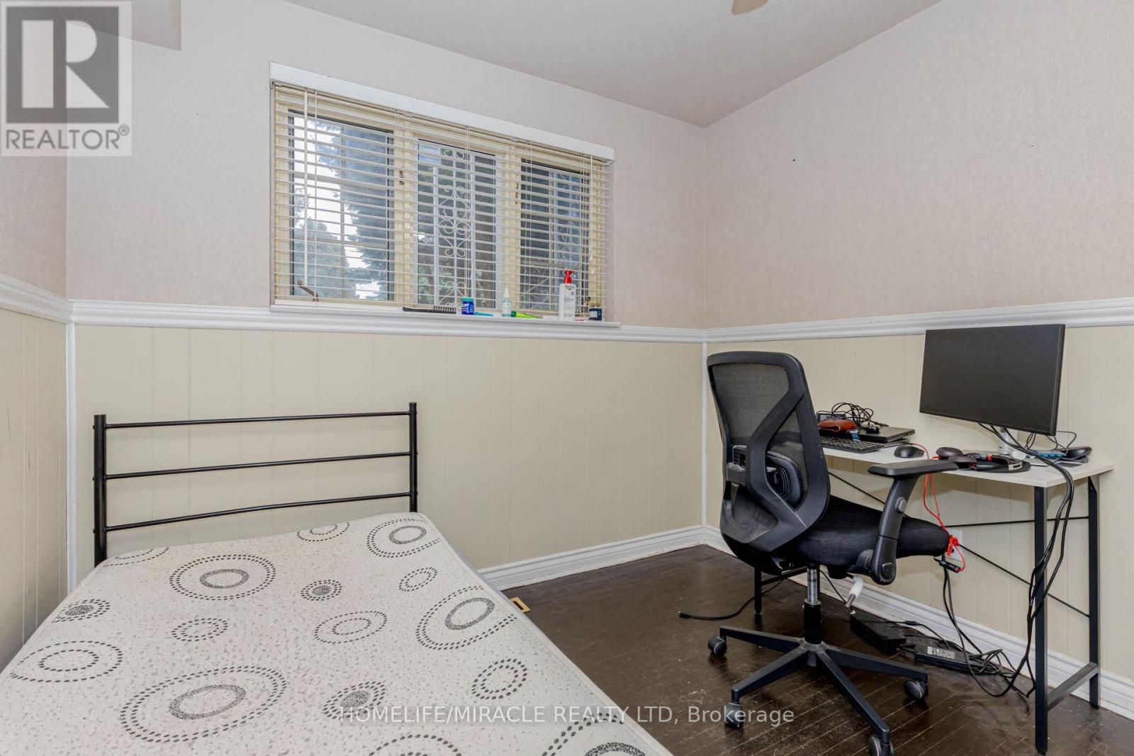 2463 Applewood Drive, Oakville, Ontario  L6L 1V7 - Photo 28 - W12952864