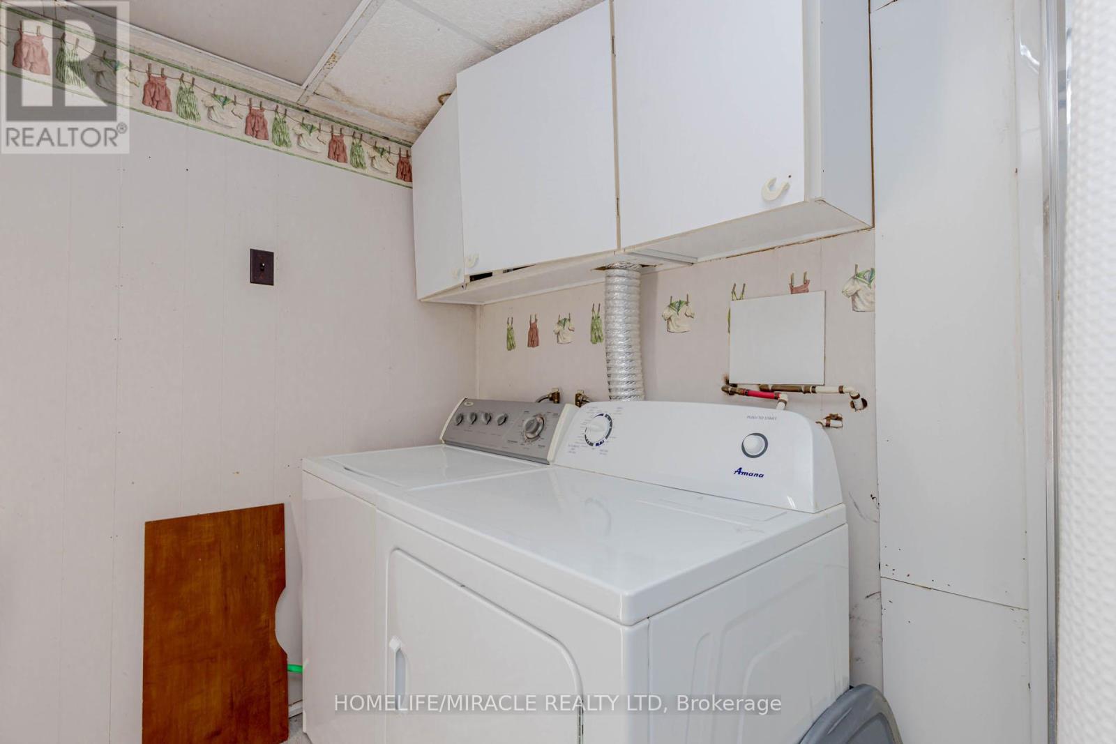 2463 Applewood Drive, Oakville, Ontario  L6L 1V7 - Photo 35 - W12952864