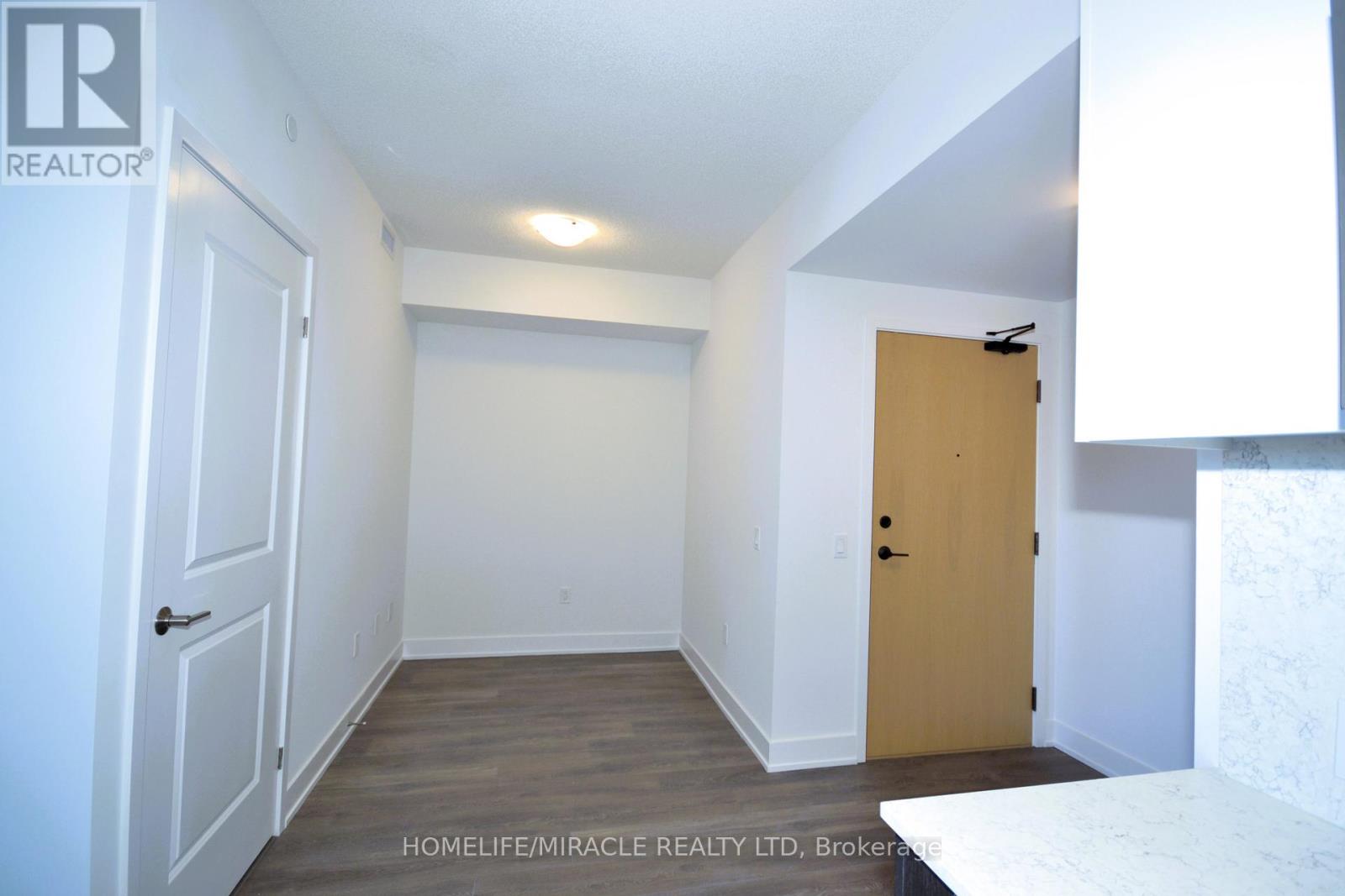 1506 - 204 Burnhamthorpe Road E, Mississauga, Ontario  L5A 0B3 - Photo 12 - W12952888