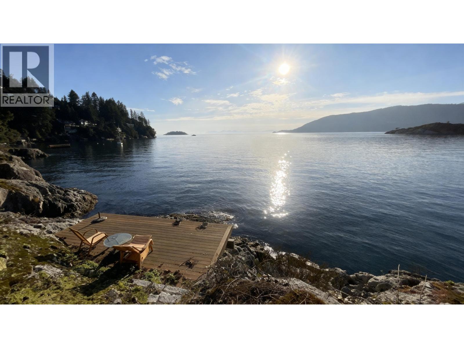 6648 MARINE DRIVE, West Vancouver, British Columbia