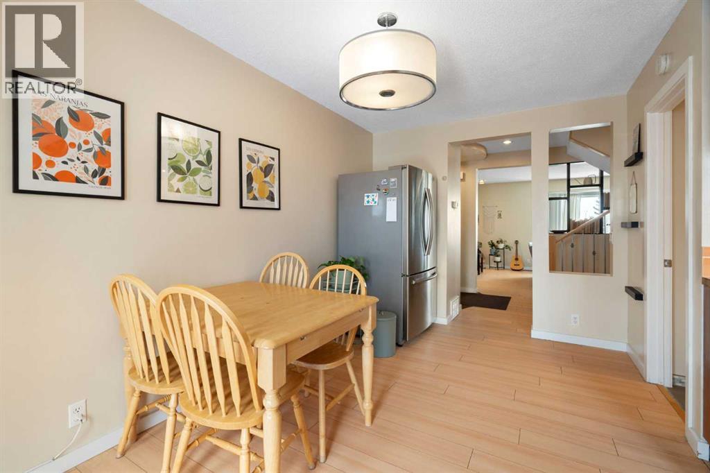 11035 Oakfield Drive SW, Calgary, Alberta  T2W 3H3 - Photo 12 - A2296863