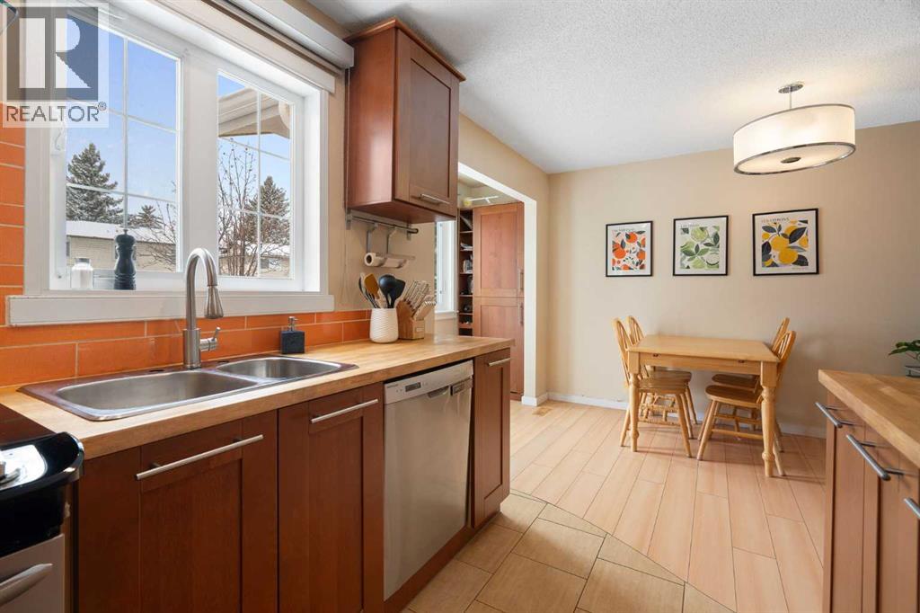 11035 Oakfield Drive SW, Calgary, Alberta  T2W 3H3 - Photo 18 - A2296863