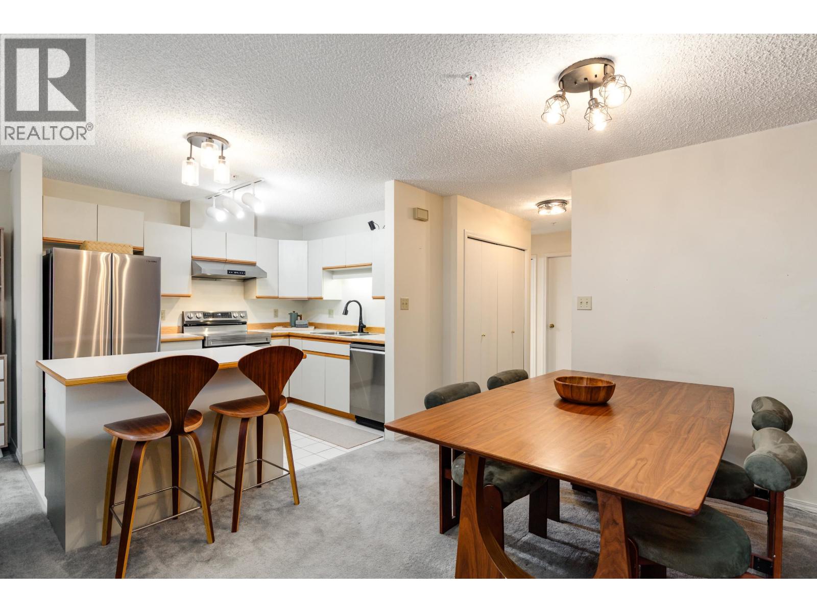 18 4725 Spearhead Drive, Whistler, British Columbia  V8E 1E6 - Photo 2 - R3105681