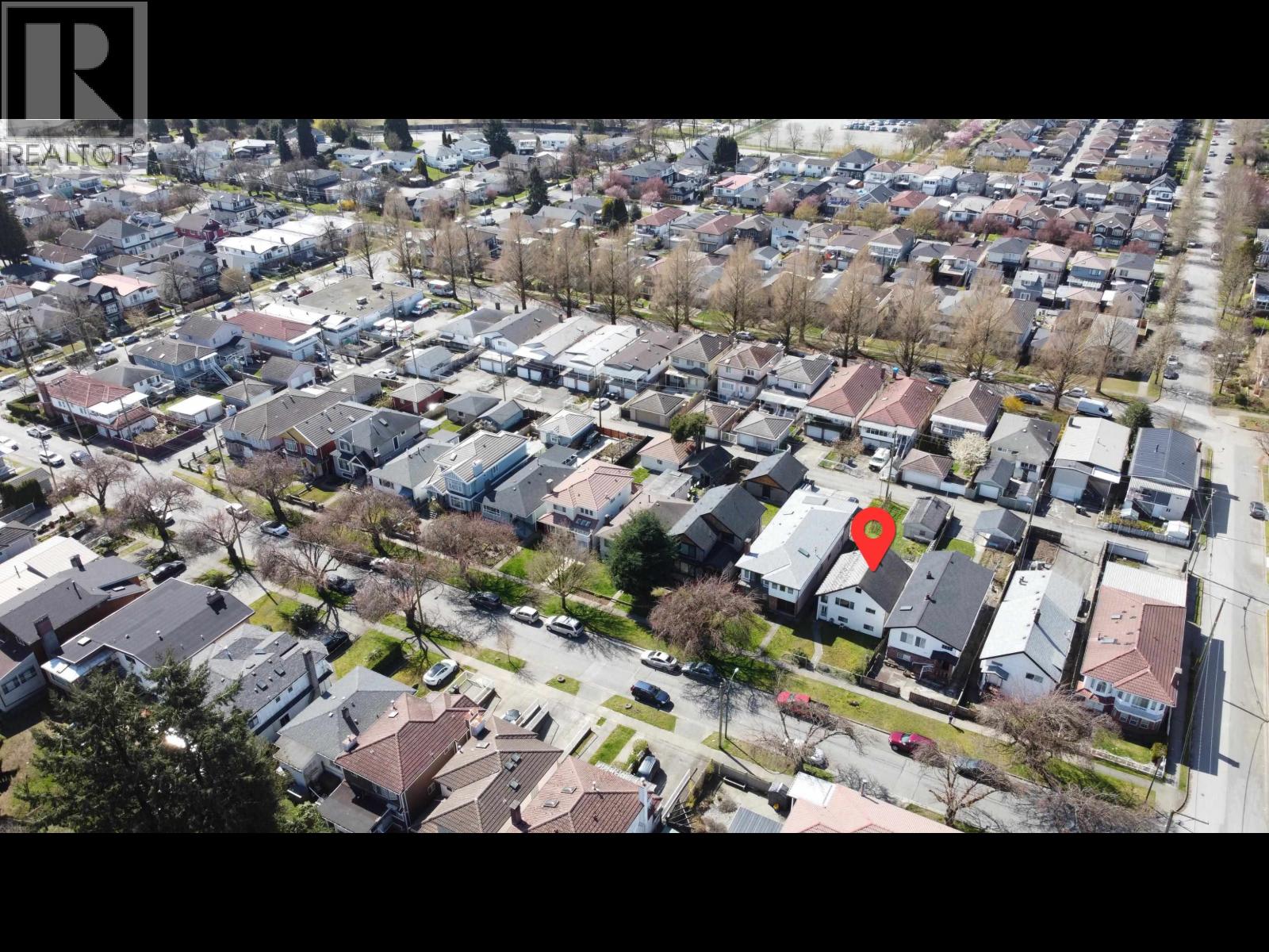 5829 Mckinnon Street, Vancouver, British Columbia  V5R 4E2 - Photo 8 - R3106040