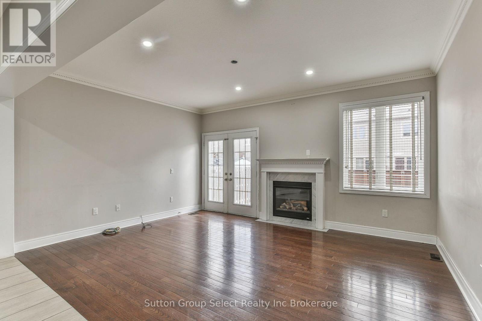 504 Baldwin Crescent, Woodstock, Ontario  N4T 0G6 - Photo 5 - X12951262