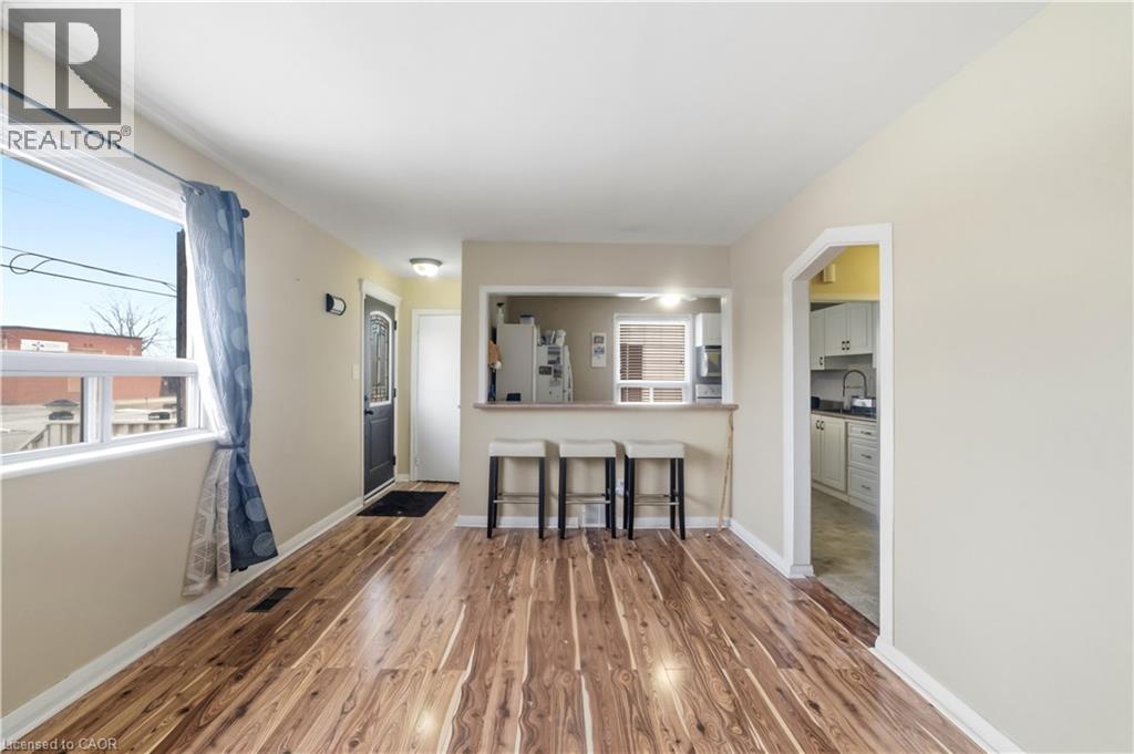 776 Britannia Avenue, Hamilton, Ontario  L8H 2B5 - Photo 4 - 40817287