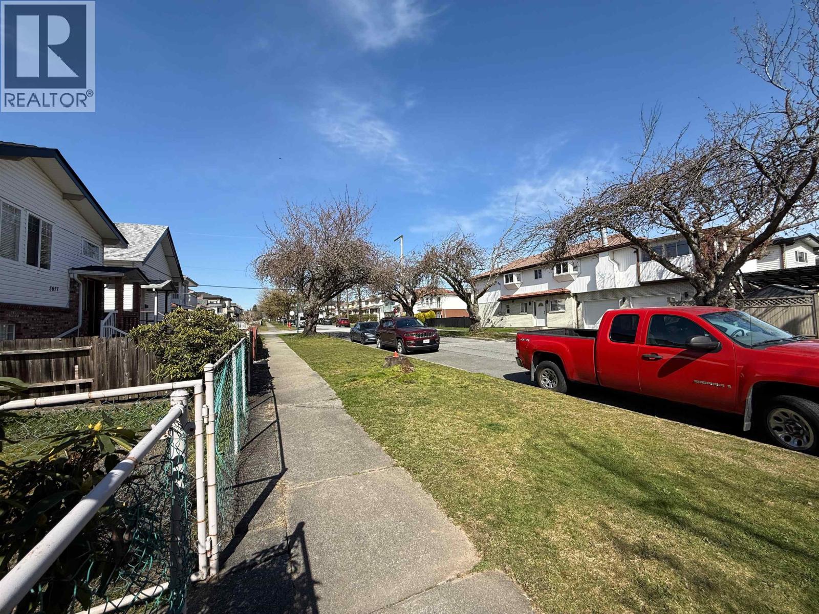 5829 Mckinnon Street, Vancouver, British Columbia  V5R 4E2 - Photo 14 - R3106040