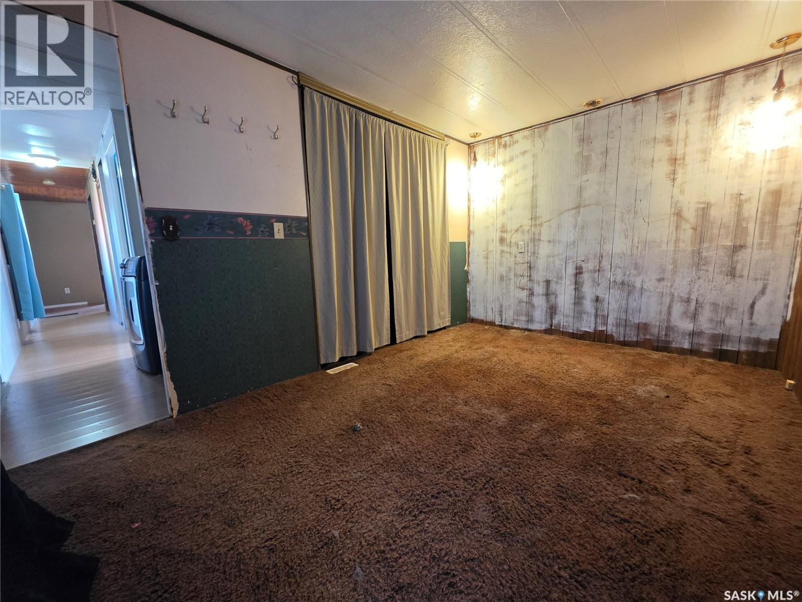 316 Klassen Street, Herbert, Saskatchewan  S0H 2A0 - Photo 15 - SK031971