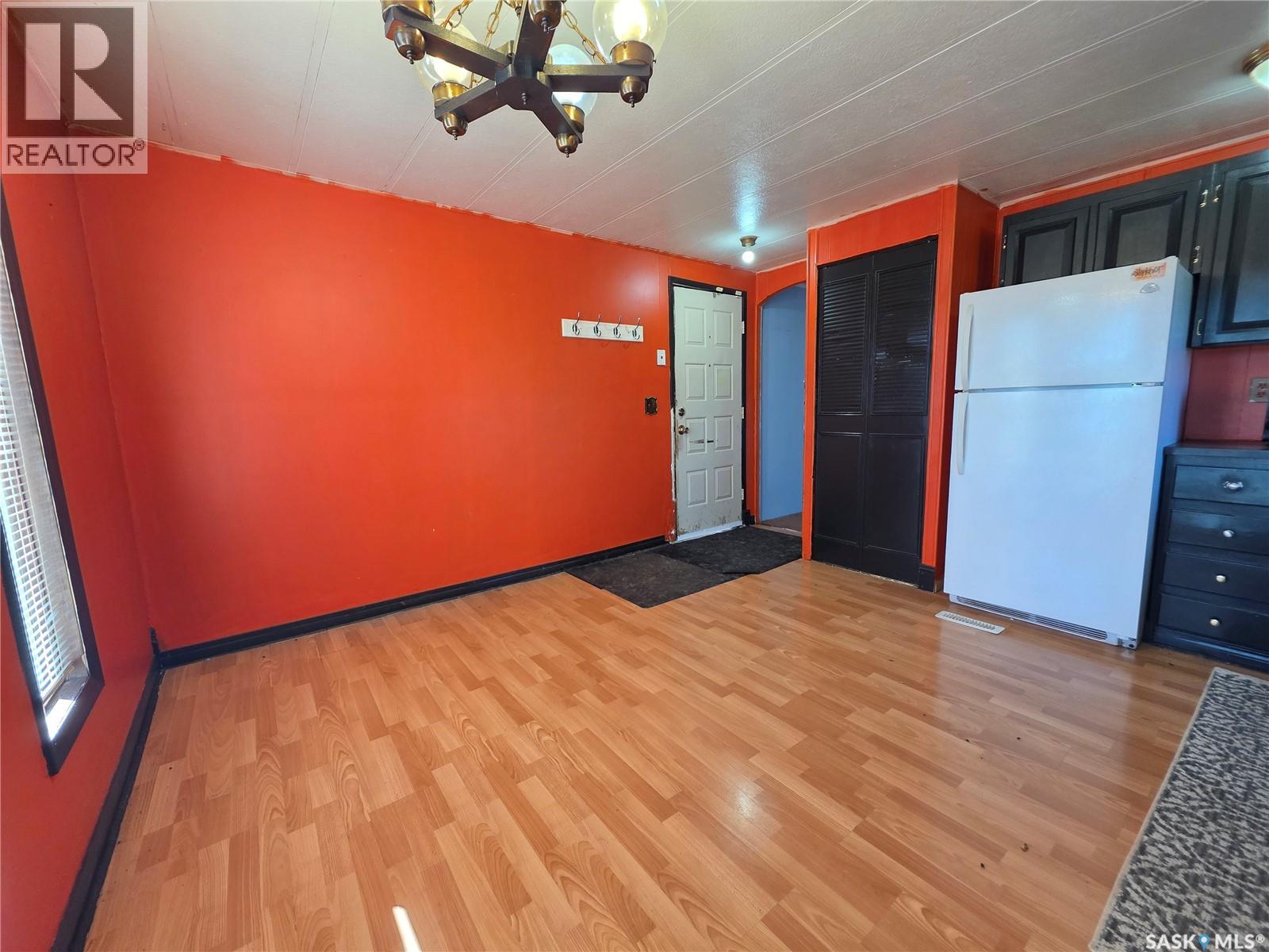 316 Klassen Street, Herbert, Saskatchewan  S0H 2A0 - Photo 4 - SK031971