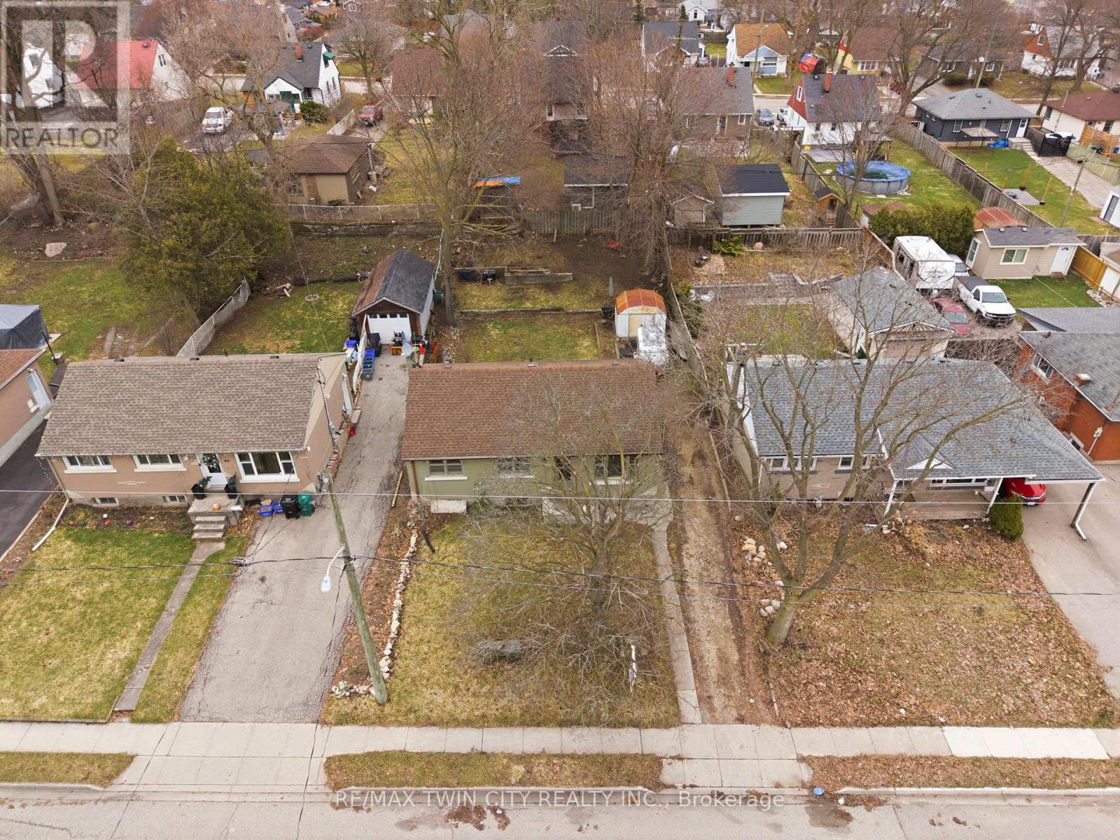 82 Glenview Avenue, Cambridge, Ontario  N1R 2W2 - Photo 22 - X12952836