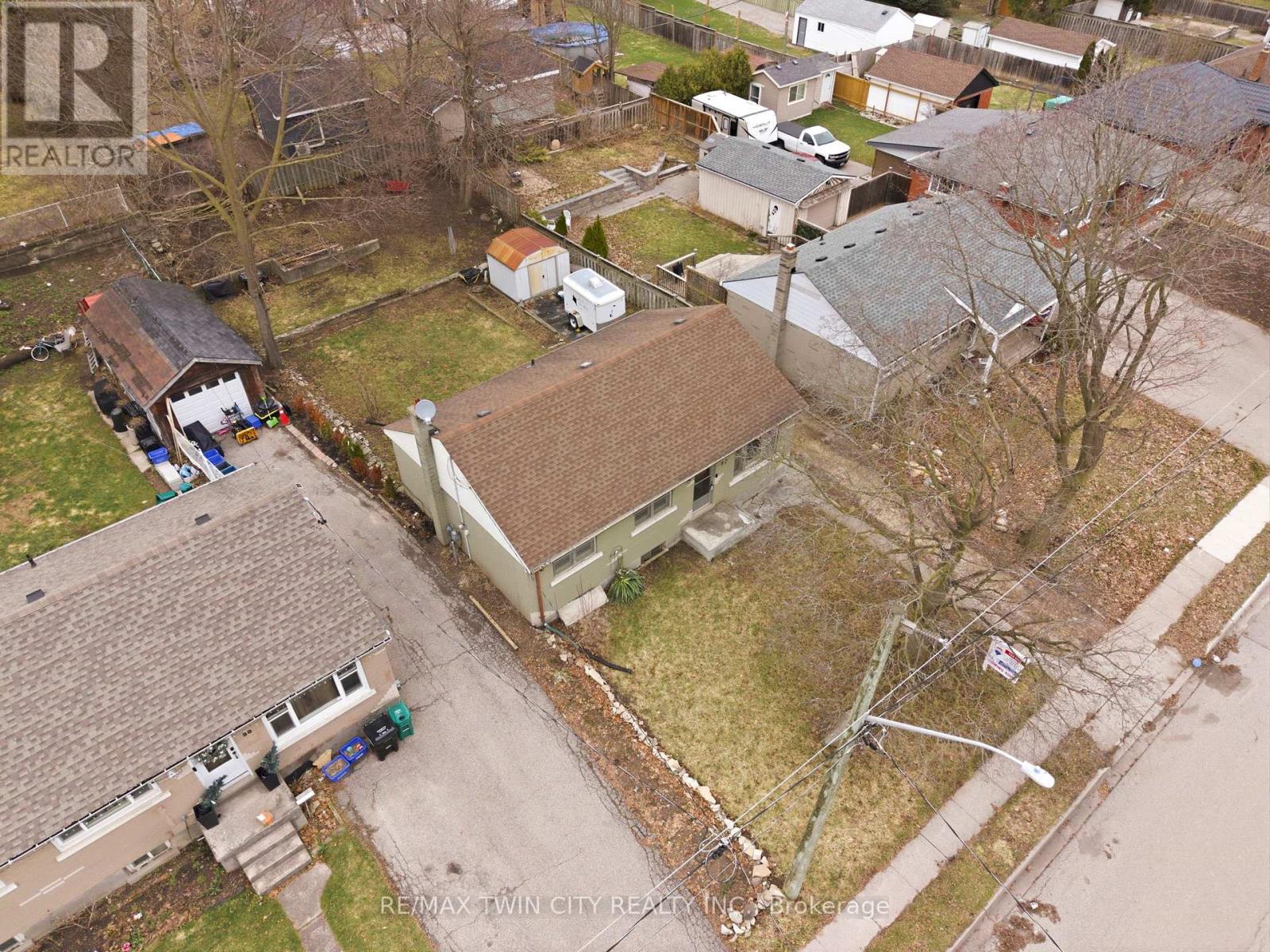 82 Glenview Avenue, Cambridge, Ontario  N1R 2W2 - Photo 24 - X12952836