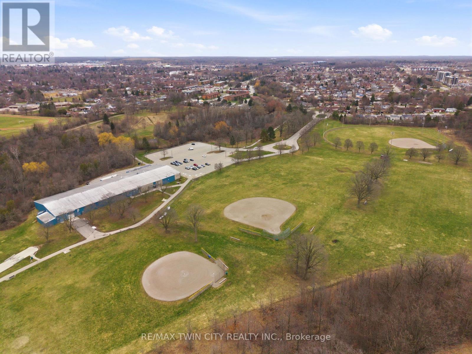 82 Glenview Avenue, Cambridge, Ontario  N1R 2W2 - Photo 28 - X12952836