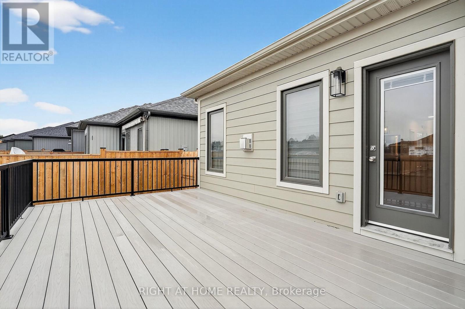 91 Homestead Drive, Niagara-On-The-Lake, Ontario  L0S 1J0 - Photo 37 - X12952854