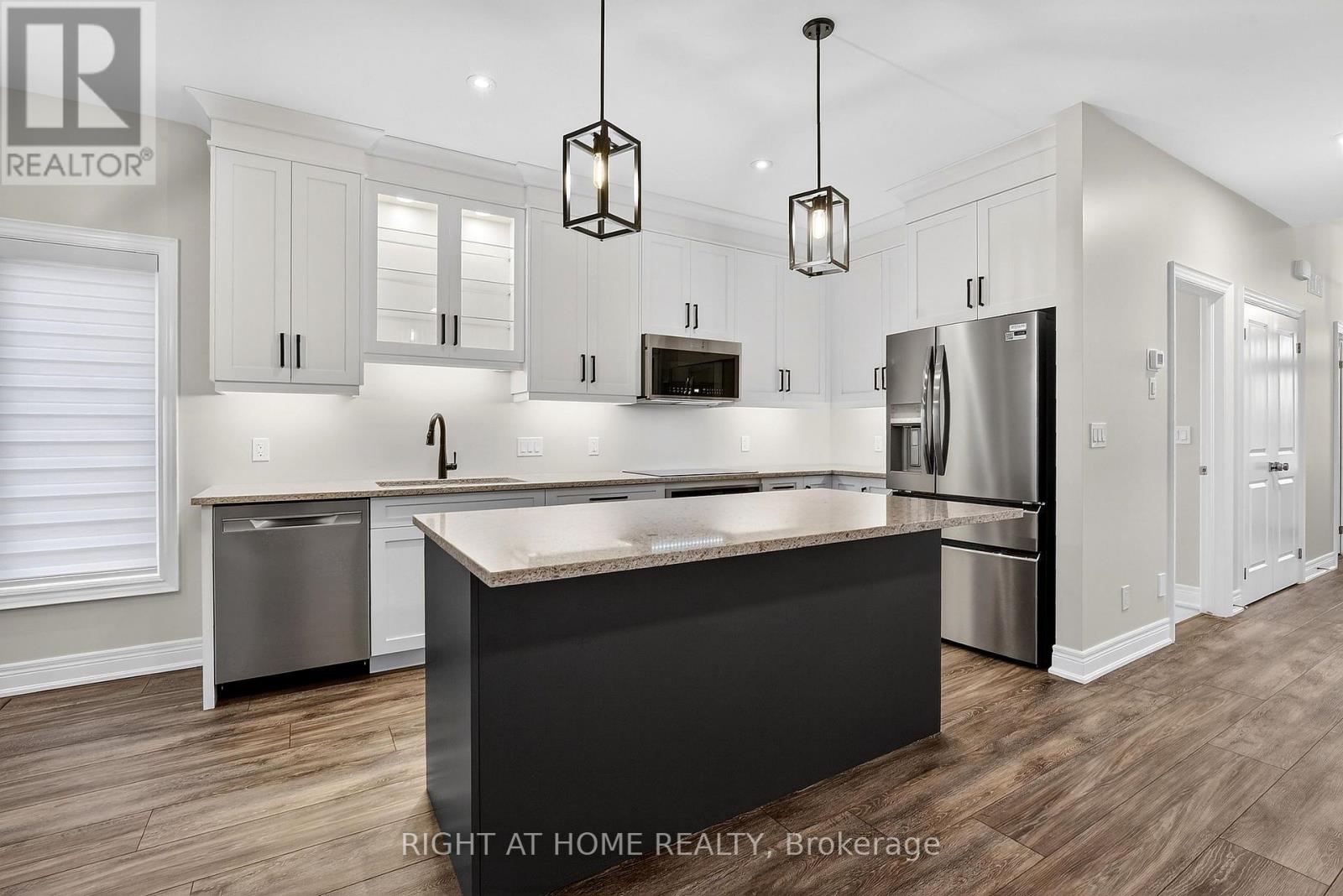 91 Homestead Drive, Niagara-On-The-Lake, Ontario  L0S 1J0 - Photo 6 - X12952854