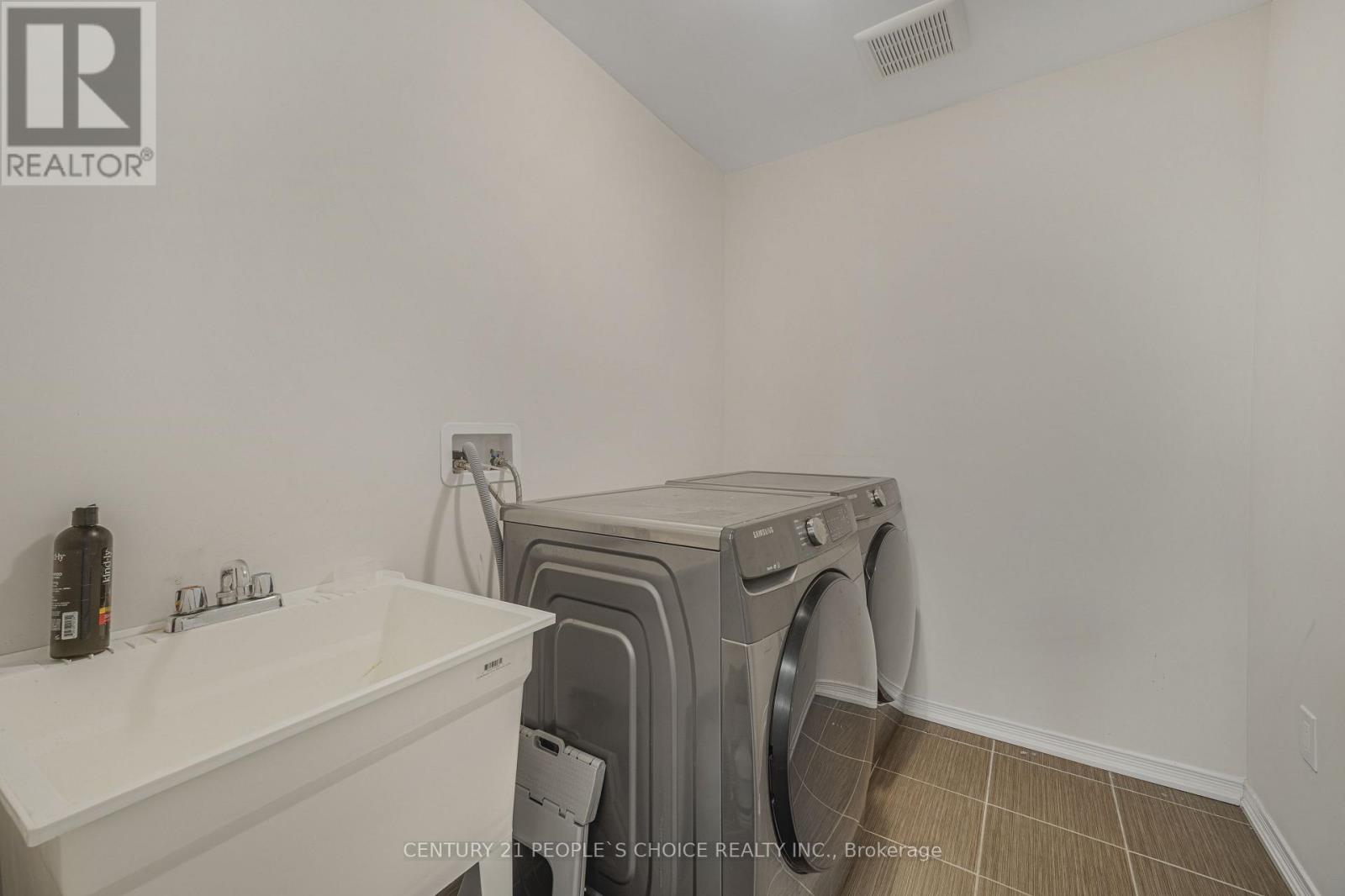 3 Sara Drive, Thorold, Ontario  L3B 0G2 - Photo 11 - X12952914