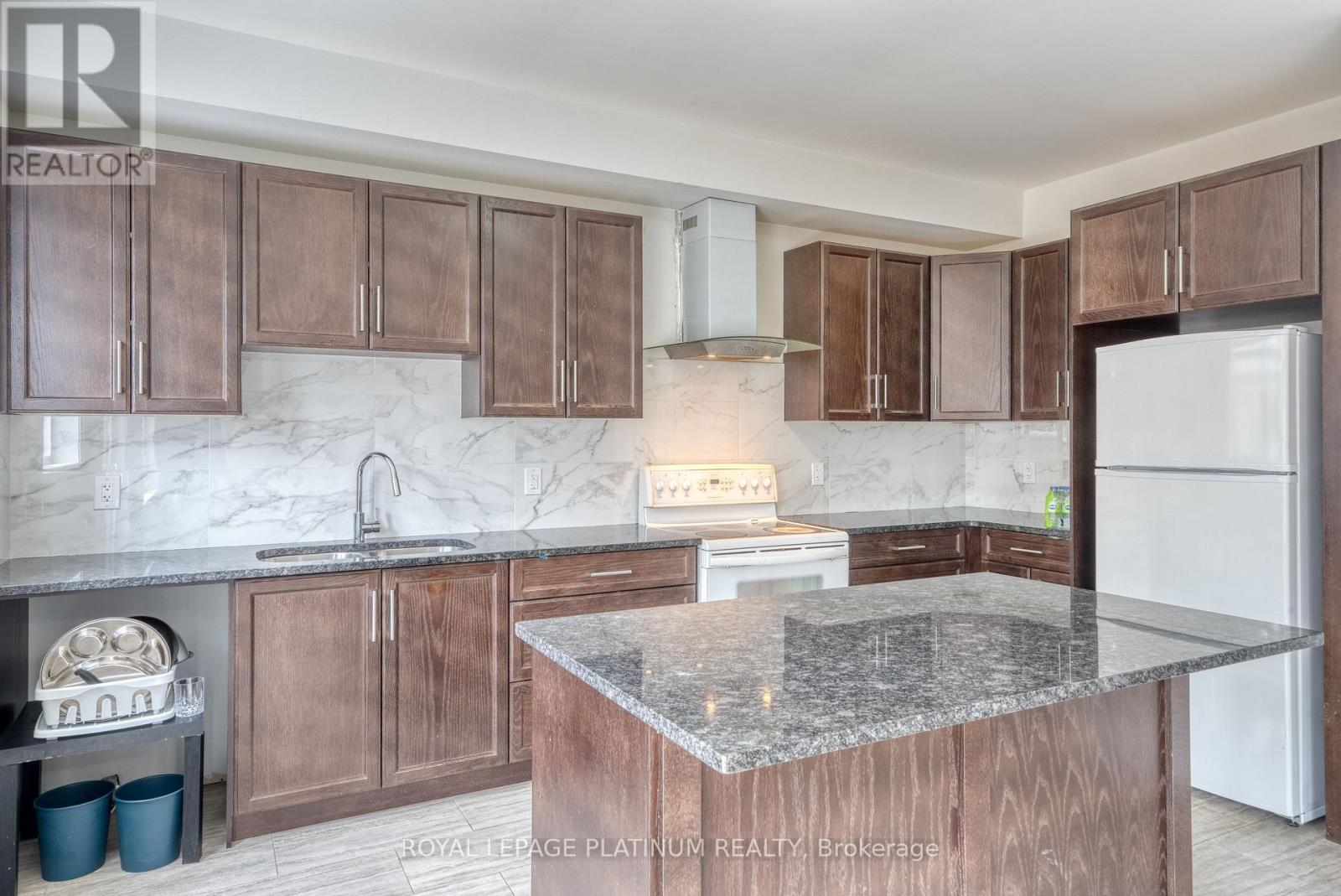 4277 John Ross Court, Windsor, Ontario  N8W 0B5 - Photo 10 - X12952942